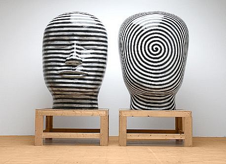 Jun Kaneko, Heads 02-12-01, 2011
Ceramic, 101 x 51 x 57 inches
KANE0100
