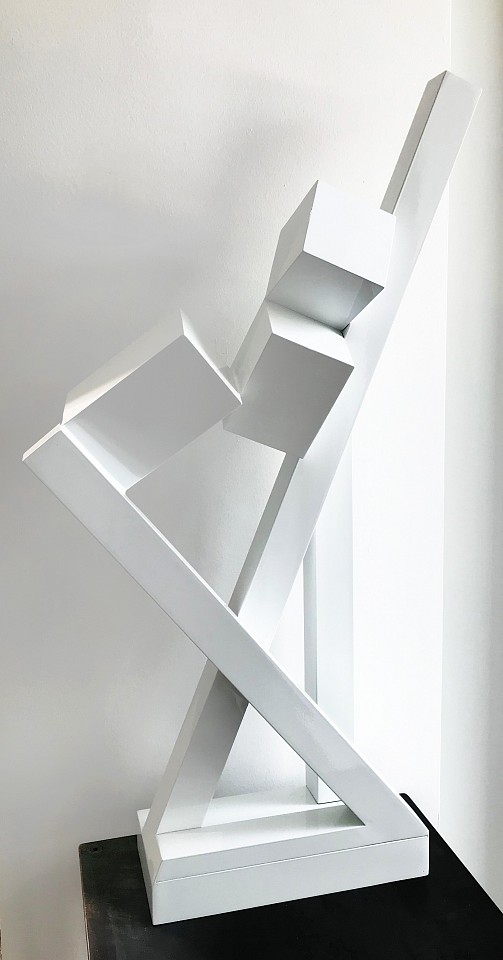 Jane Manus, Juggler, 2008
Aluminum, 35 1/2 x 17 x 17 in.
now in white
MANU0034