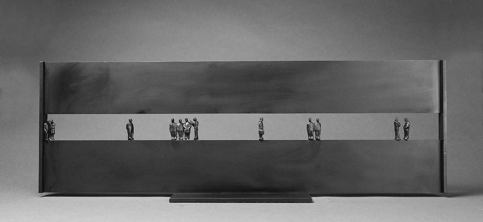 Jim Rennert, In Transit II, 2018
Bronze and steel, 10 x 30 x 6 in. Ed. of 9
RENN00010