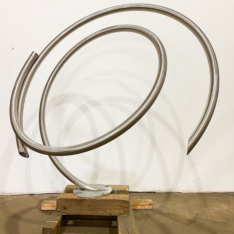 John Clement, Z Glimmer, 2020
stainless steel, 80 x 68 x 33 in.
CLEM00023