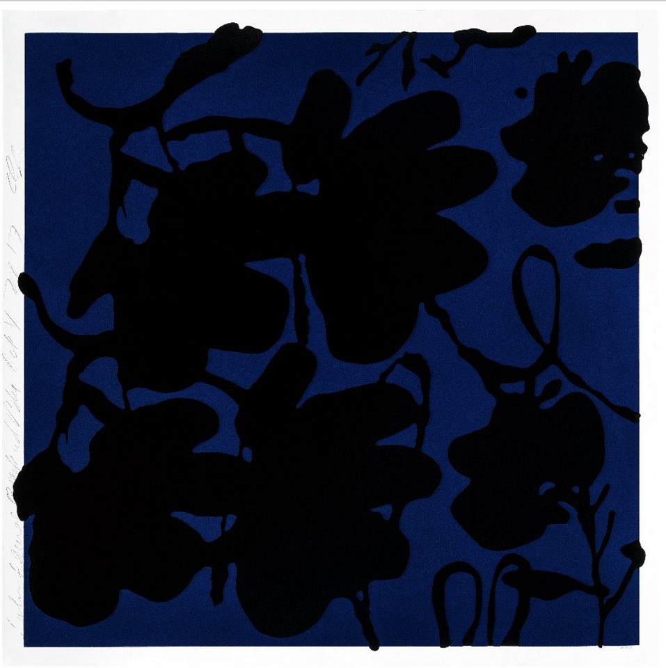 Donald Sultan, Z LANTERN FLOWERS, BLACK AND BLUE, OCT 4, 2017; edition of 30, 2017
Silkscreen with enamel inks and flocking on 4-ply museum board, 58 x 58 in.
SULT00075