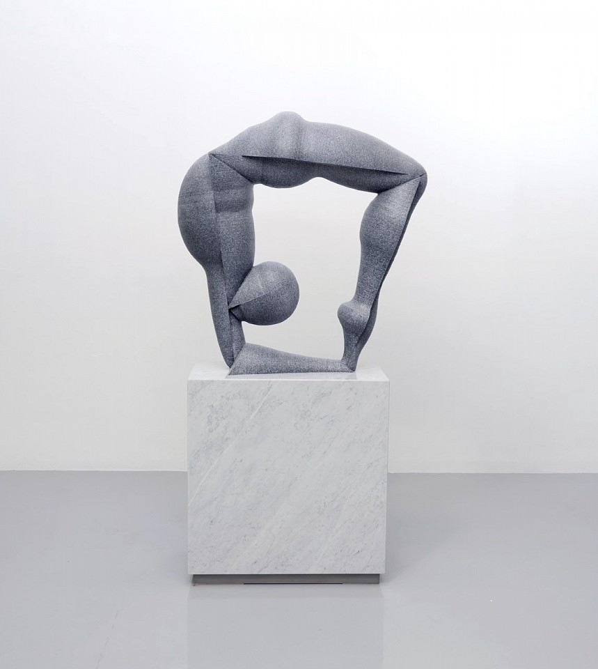 Roger Reutimann, PERCEPTION 9, 2021
Bronze, Carrara marble base, 77 x 41 x 20 in.
REUT00002