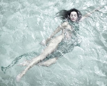 Isabelle van Zeijl - Z Oceana (full figure); edition of 6 + 2 AP