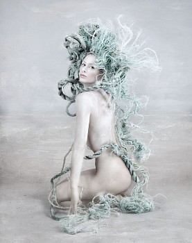 Isabelle van Zeijl - Z Isla (full figure); edition of 6 + 2 AP