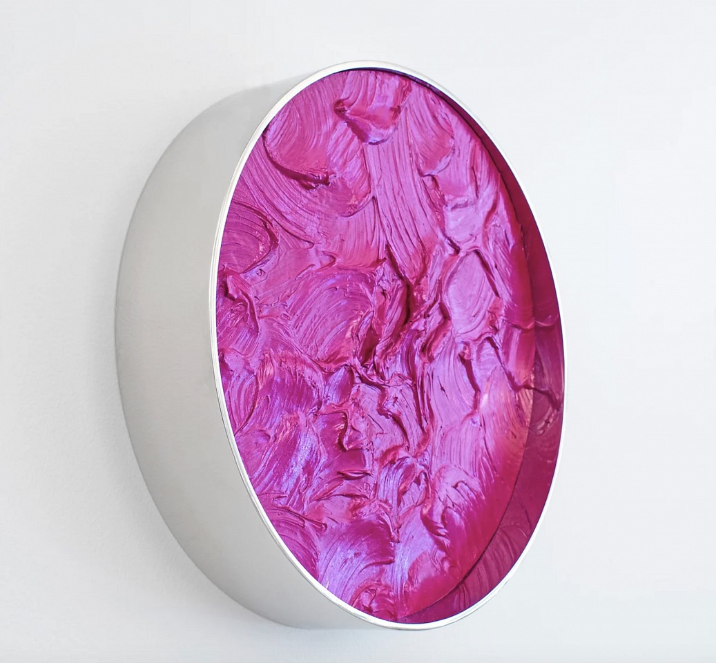 Kx2 Ruth Avra & Dana Kleinman, Onde (Magenta), 2021
Polished Stainless Steel with mixed media and enamel, 18 x 18 x 4 in.
Kx200019