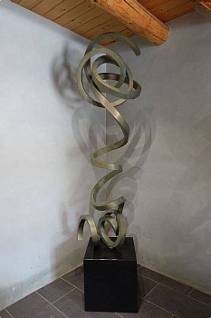 Gino Miles -&nbsp;Z Tempest