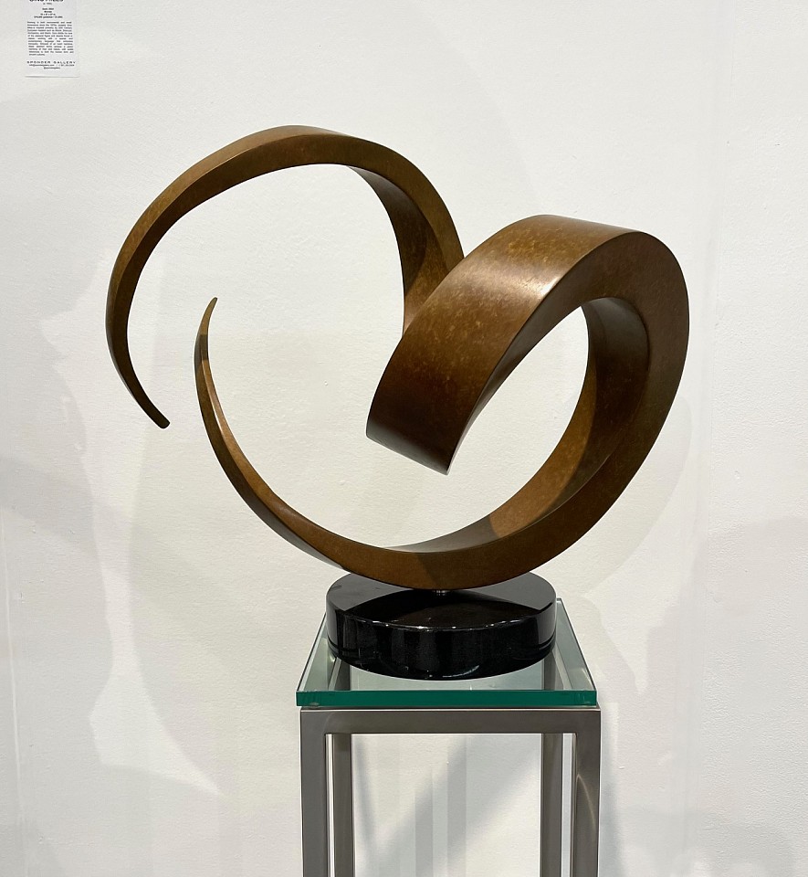 Gino Miles, Z Ray, 2024
Bronze, 20 x 23 x 23 inches on 2.5 inch black base
MILE00087