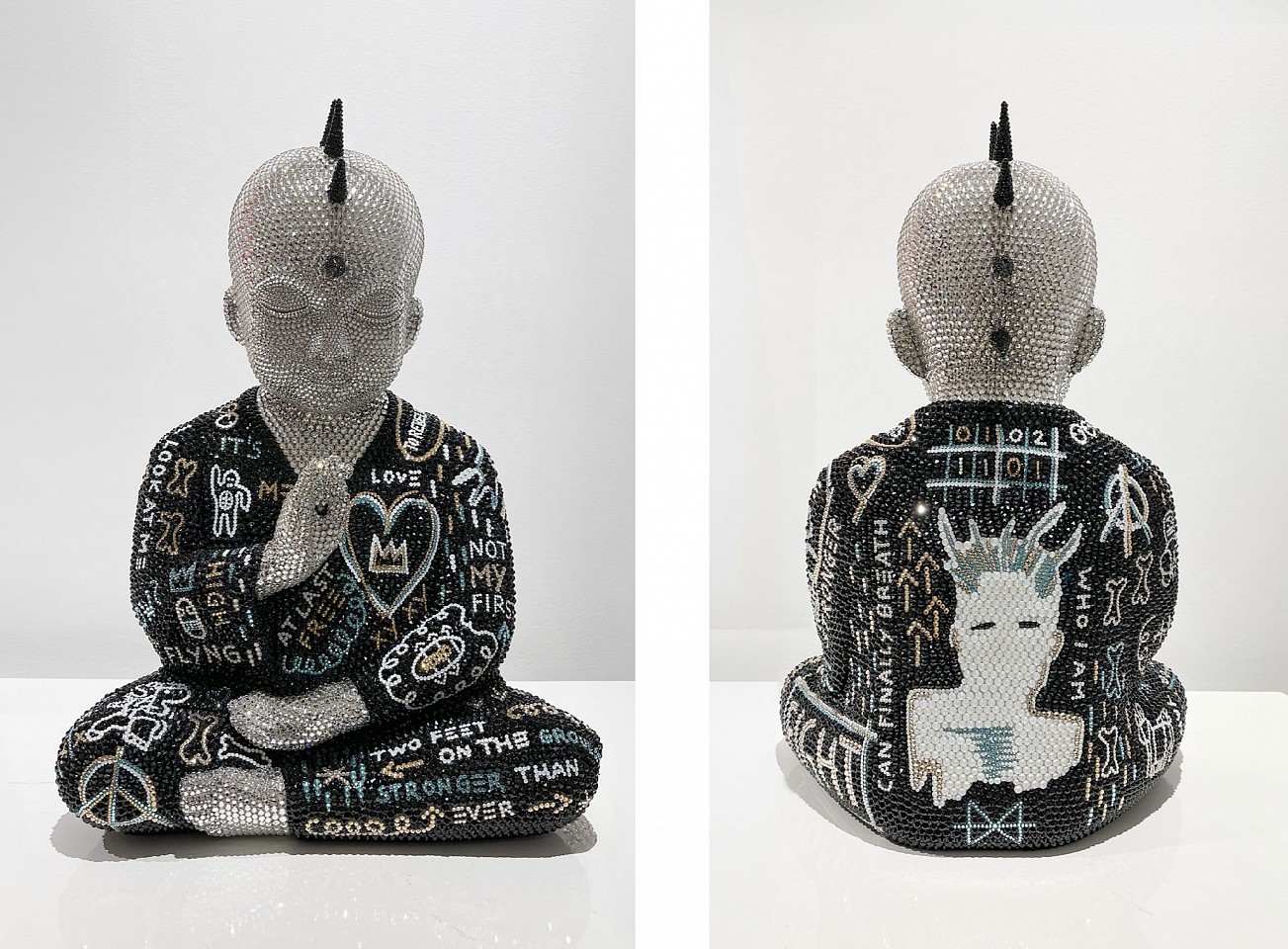 Metis Atash, Unwritten
Fiberglass, acrylic paint and crystals, 17 x 12 x 7 in.
ATAS00259