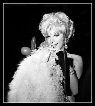 Harry Benson - Barbra Streisand at Arthur on New Year’s Eve, New York City, edition 6/35