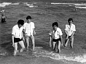 Harry Benson, Z Beatles on Miami Beach; edition of 35
1964