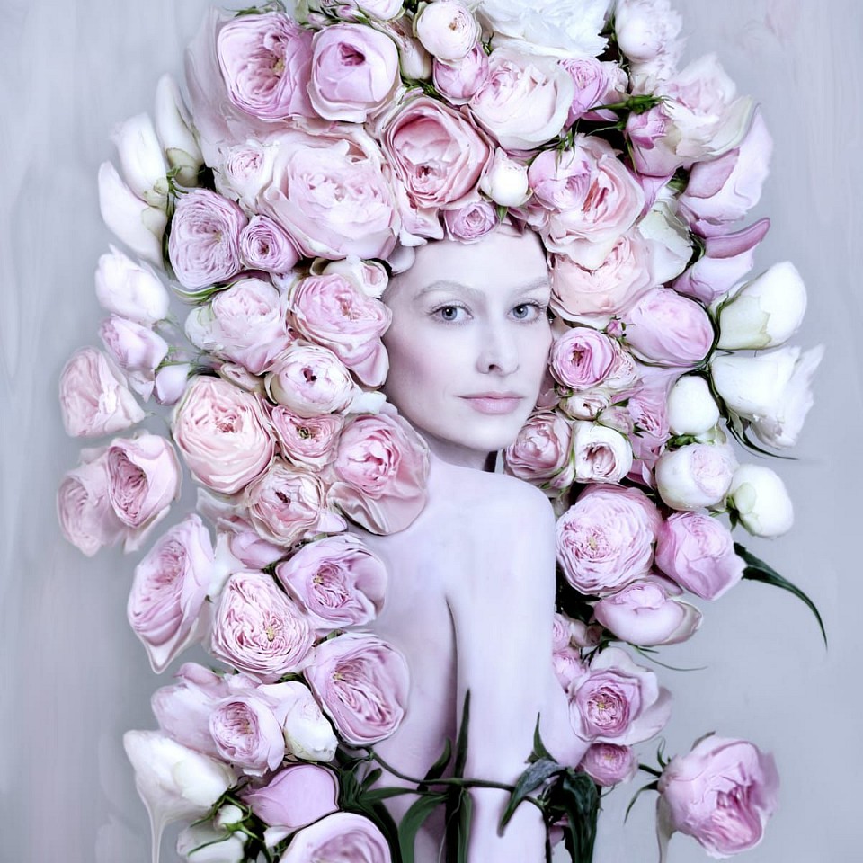 Isabelle van Zeijl, Z Higher Love; edition of 8+2 AP, 2019
C-print mounted on dibond, perspex face in tray frame, 40 1/2 x 40 1/2 in.
ZEIJ00005